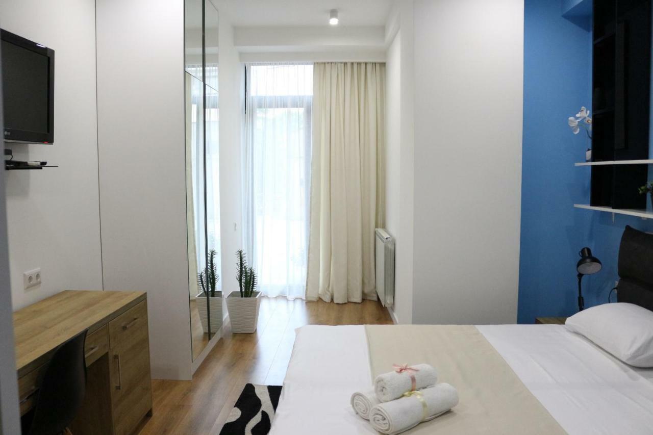 Vere Side Hotel Tbilisi Exterior photo