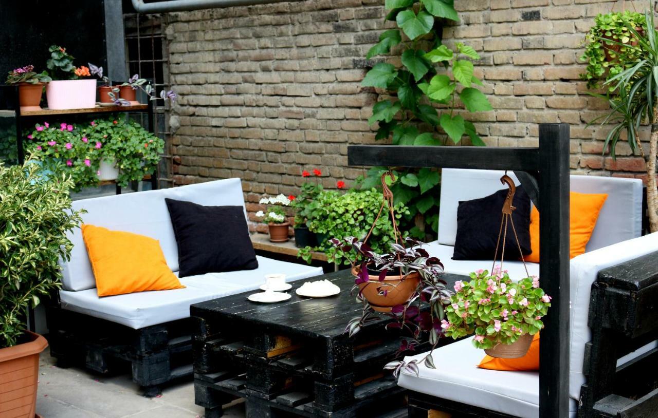 Vere Side Hotel Tbilisi Exterior photo