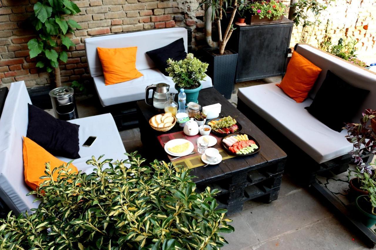 Vere Side Hotel Tbilisi Exterior photo